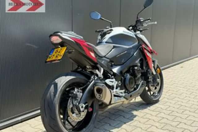 Suzuki GSX-S950 (2024) thumbnail 3