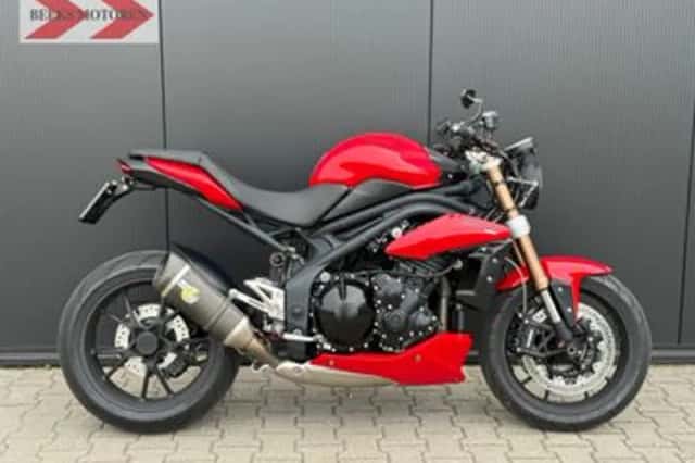 Triumph Speed Triple 1050 (2011) thumbnail 1