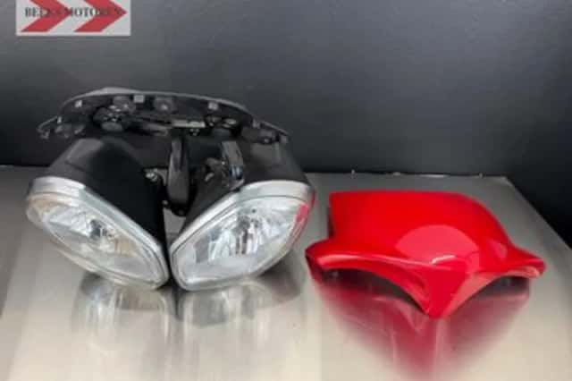 Triumph Speed Triple 1050 (2011) thumbnail 4