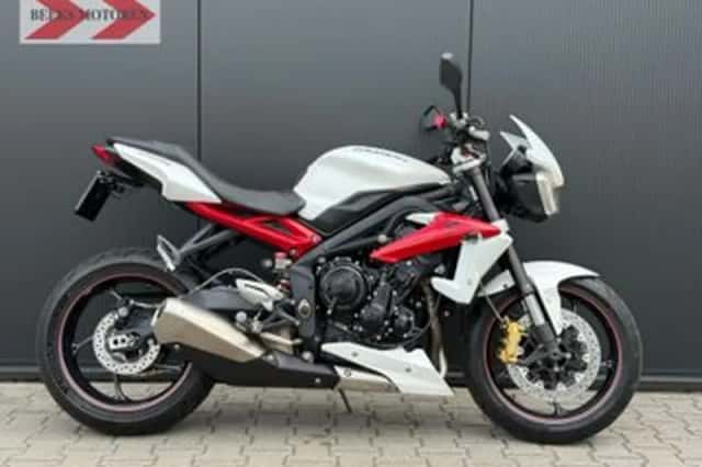 Triumph Street Triple 675 (2016) thumbnail 1