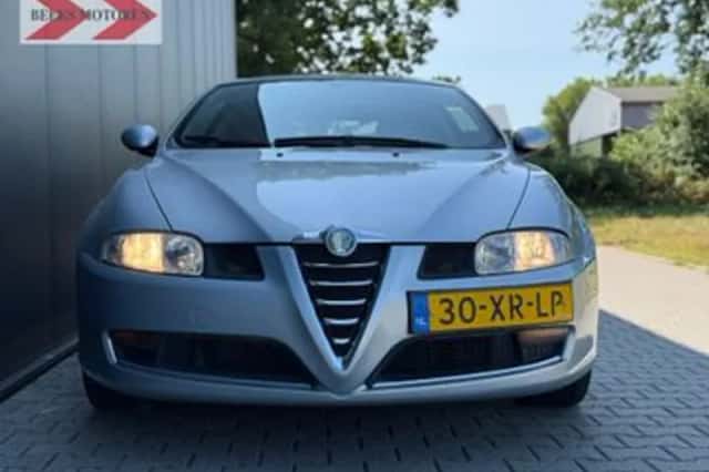 Alfa Romeo GT (2007) thumbnail 4