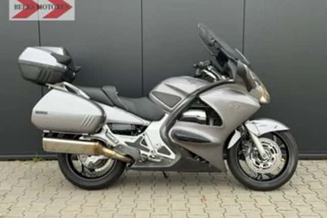 Honda ST 1300 PAN European (2002) thumbnail 1