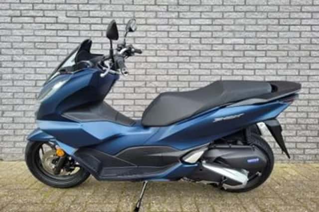 Honda PCX 125 (2025) thumbnail 3