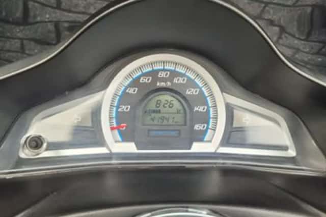 Honda PCX 150 (2016) thumbnail 6