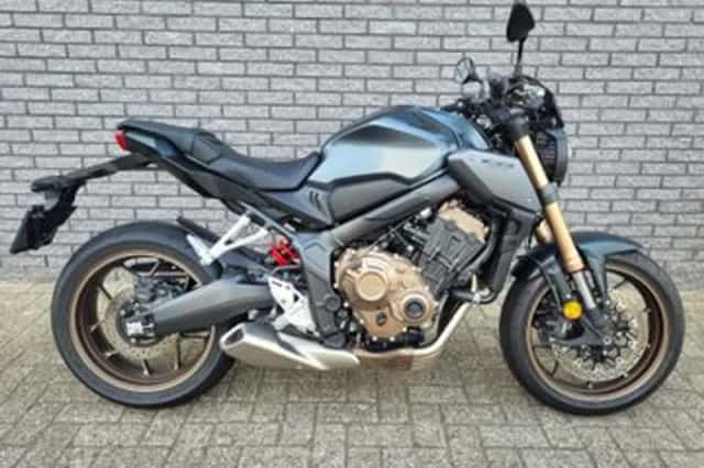 Honda CB650R (2024) thumbnail 1
