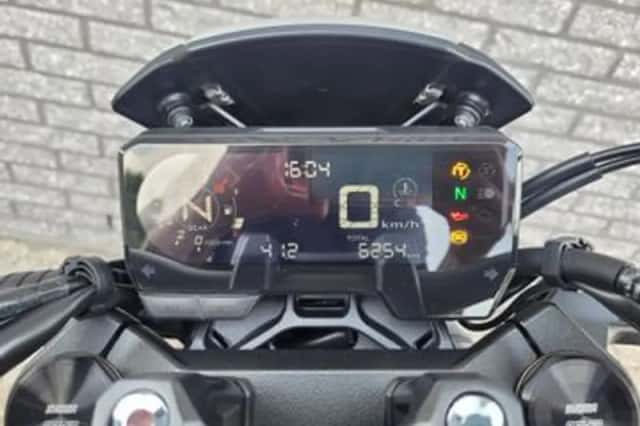 Honda CB650R (2024) thumbnail 6