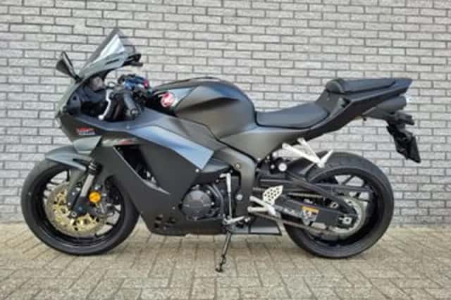 Honda CBR600R3 (2025) thumbnail 3
