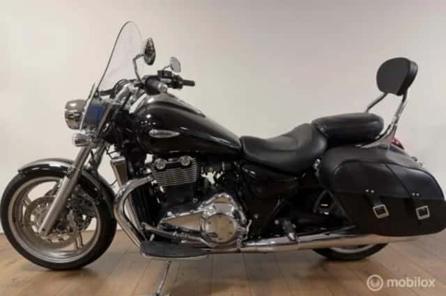 Triumph Thunderbird (2009) thumbnail 1