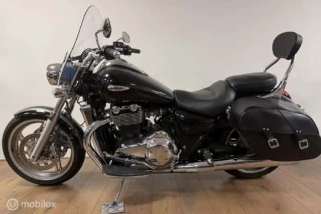 Triumph Thunderbird (2009) thumbnail 2
