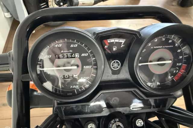 Yamaha YBR 125 (2013) thumbnail 5