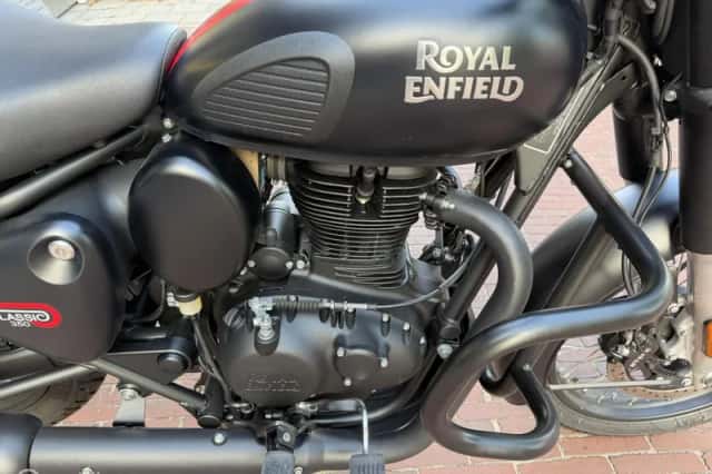 Royal Enfield Classic 350 (2024) thumbnail 5