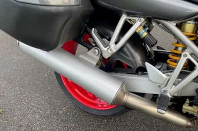 Ducati ST 4S (2003) thumbnail 2