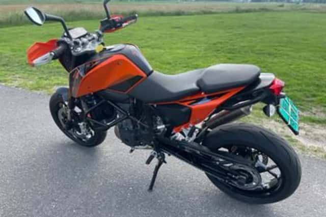 KTM 690 Duke (2016) thumbnail 4