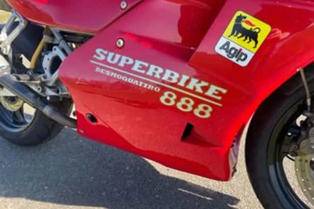 Ducati 888 (1992) thumbnail 5