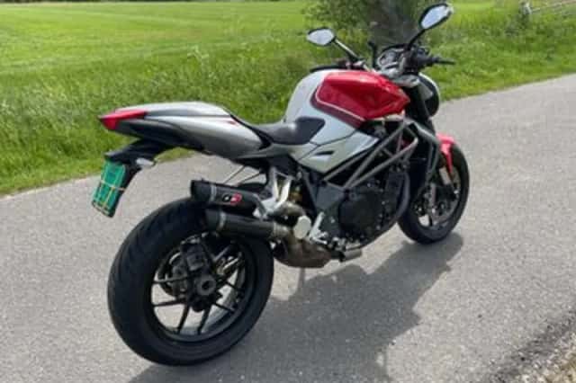 MV Agusta Brutale 1090 (2010) thumbnail 2