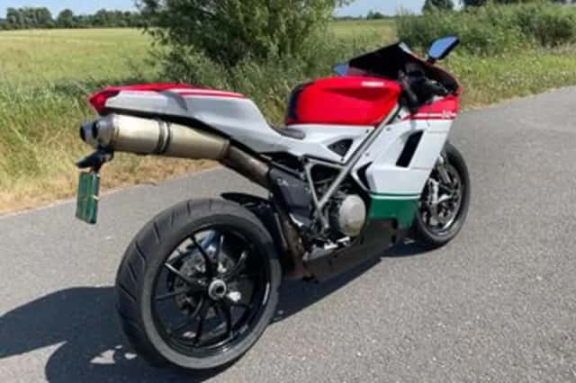 Ducati 848 (2008) thumbnail 2