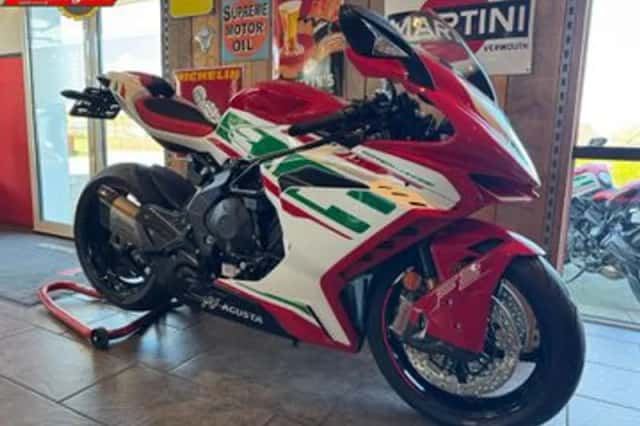 MV AGUSTA F3 800 RC (2025) thumbnail 2
