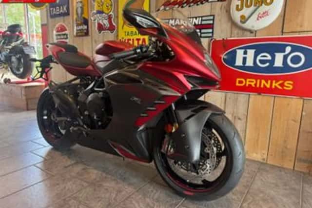 MV Agusta F3 800 (2025) thumbnail 2