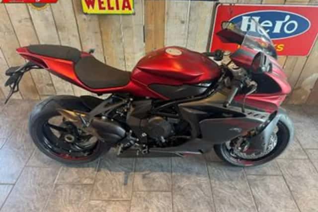 MV Agusta F3 800 (2025) thumbnail 5