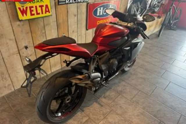 MV Agusta F3 800 (2025) thumbnail 6