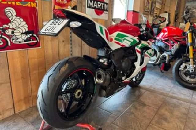 MV AGUSTA F3 800 RC (2025) thumbnail 6