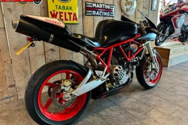 DUCATI 1000 SS (2005) thumbnail 4