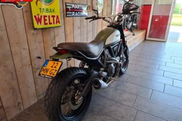 DUCATI SCRAMBLER URBAN ENDURO (2015) thumbnail 4