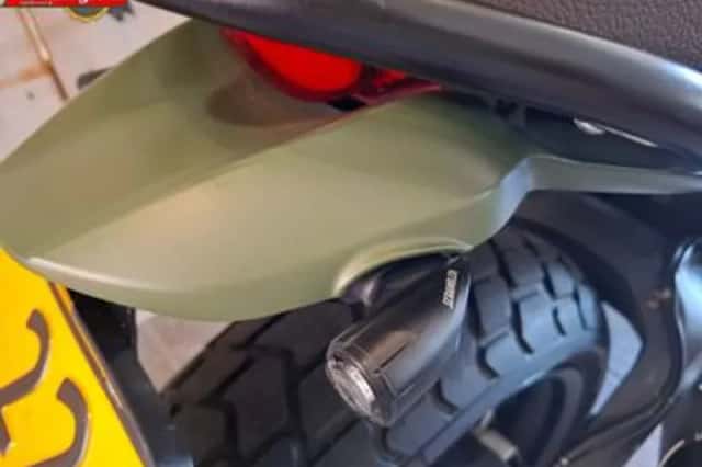 DUCATI SCRAMBLER URBAN ENDURO (2015) thumbnail 5