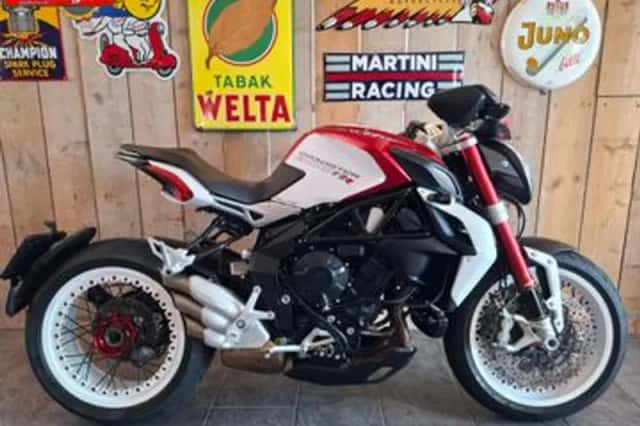 MV AGUSTA BRUTALE 800 DRAGSTER RR (2015) thumbnail 1