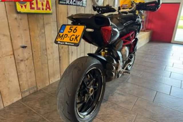 MV AGUSTA RIVALE 800 (2017) thumbnail 5