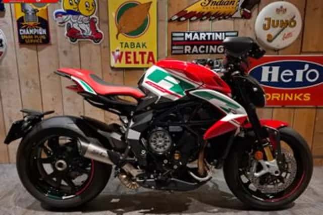 MV Agusta Dragster 800RC SCS (2025) thumbnail 2