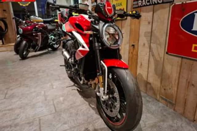 MV Agusta Dragster 800RC SCS (2025) thumbnail 3