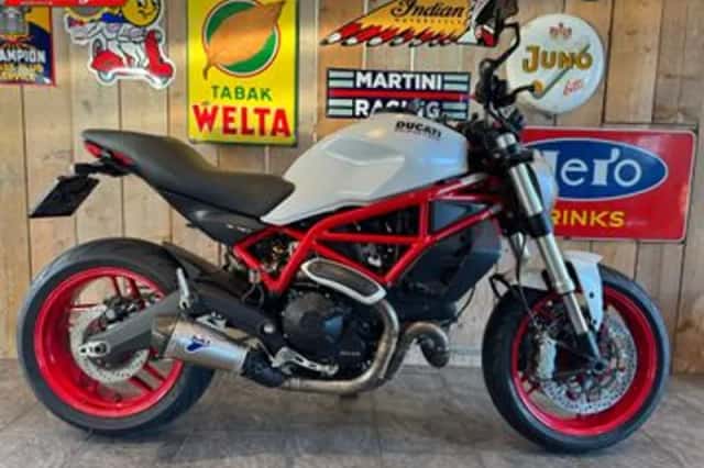 DUCATI MONSTER 797 (2017) thumbnail 1