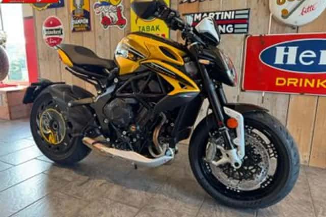 MV AGUSTA DRAGSTER 800 RR SCS (2025) thumbnail 2