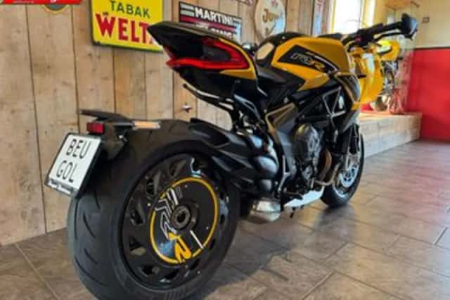MV AGUSTA DRAGSTER 800 RR SCS (2025) thumbnail 5
