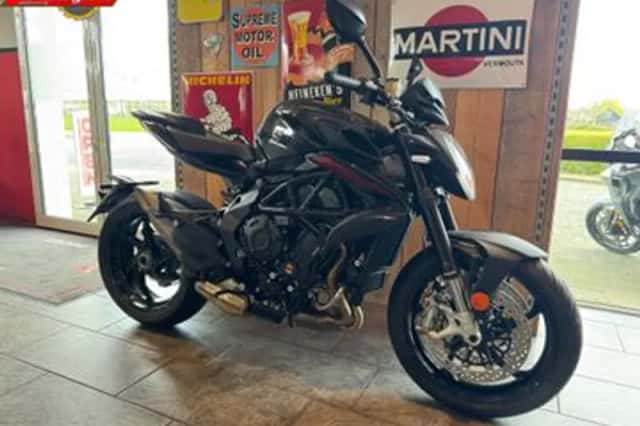 MV AGUSTA BRUTALE 800 (2025) thumbnail 2