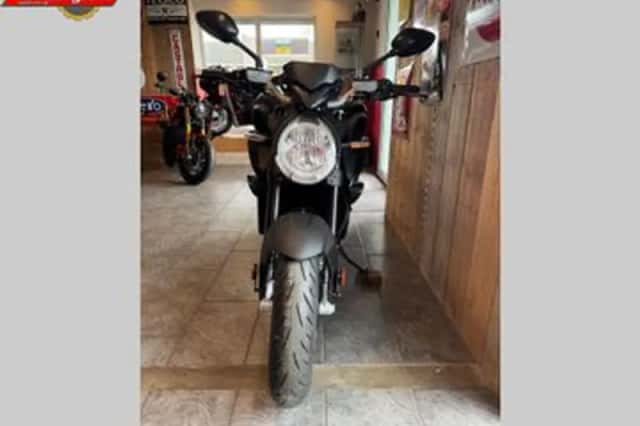 MV AGUSTA BRUTALE 800 (2025) thumbnail 4