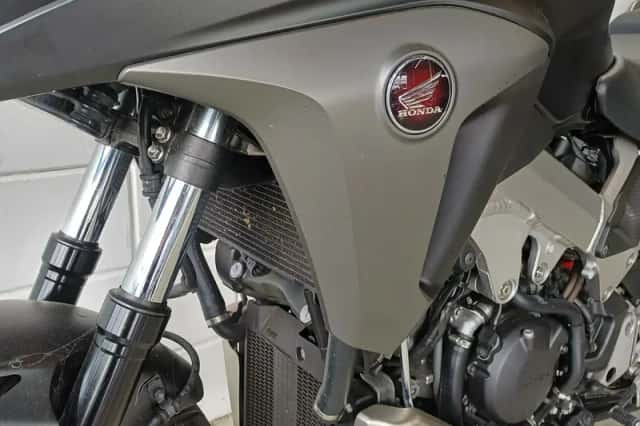 Honda VFR 800 X Crossrunner (2015) thumbnail 6