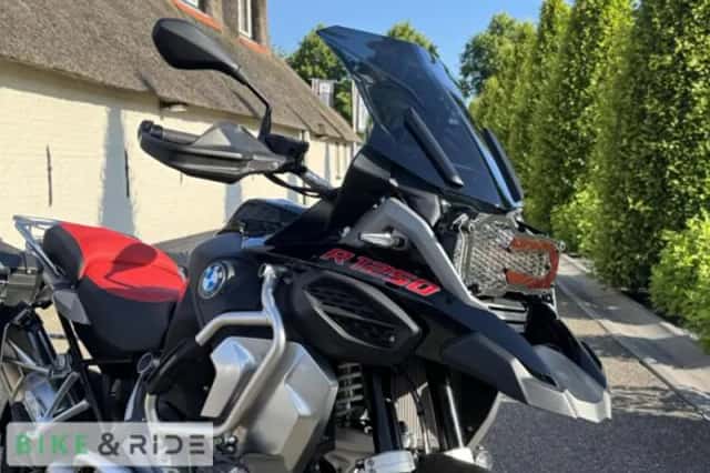 BMW R 1250 GS Adventure (2022) thumbnail 3