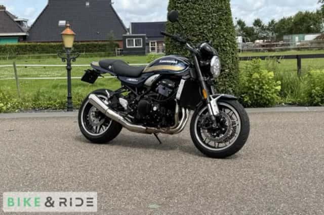 Kawasaki Z900RS (2023) thumbnail 1