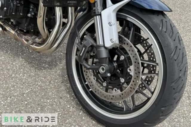 Kawasaki Z900RS (2023) thumbnail 6