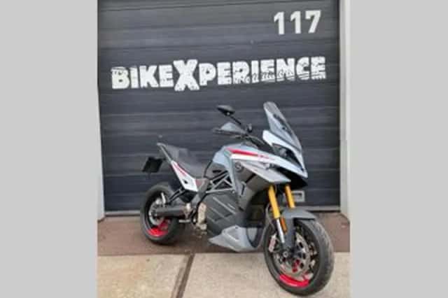 Energica Experia (2023) thumbnail 1