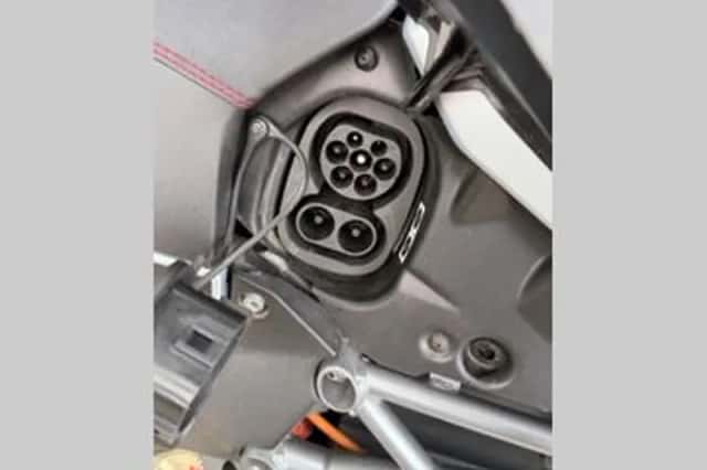 Energica Experia (2023) thumbnail 4