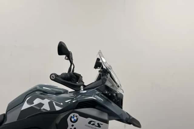 BMW F 900 GS Adventure (2025) thumbnail 1