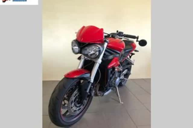 Triumph Street Triple S (2018) thumbnail 3