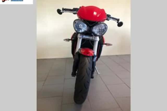 Triumph Street Triple S (2018) thumbnail 5
