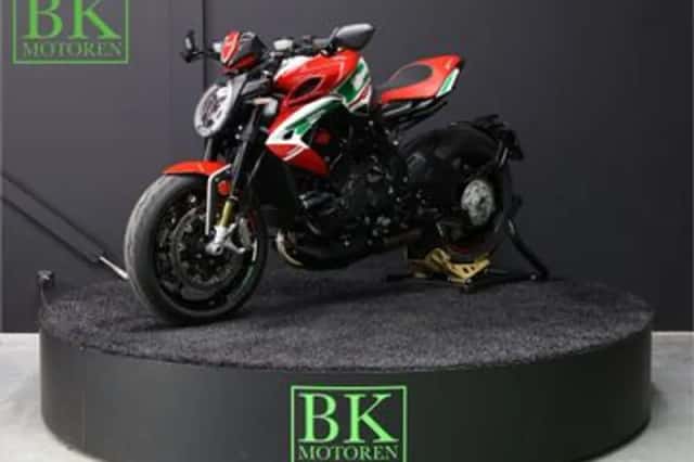 MV AGUSTA DRAGSTER 800 RC SCS (2024) thumbnail 2