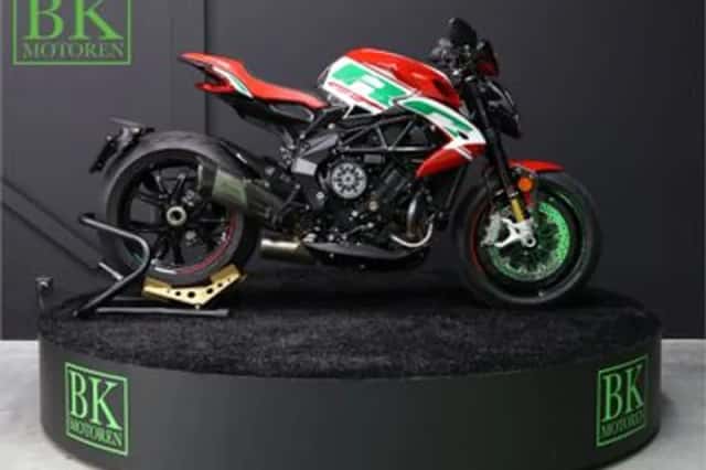 MV AGUSTA DRAGSTER 800 RC SCS (2024) thumbnail 6