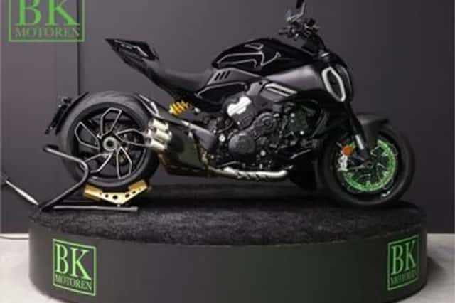 DUCATI DIAVEL V4 (2023) thumbnail 6