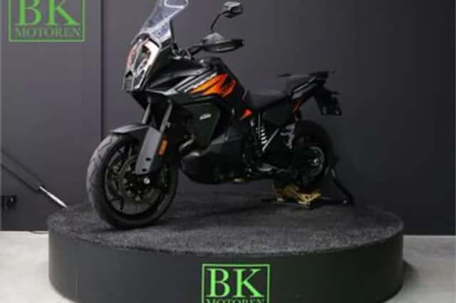 KTM 1290 Super Adventure (2022) thumbnail 2
